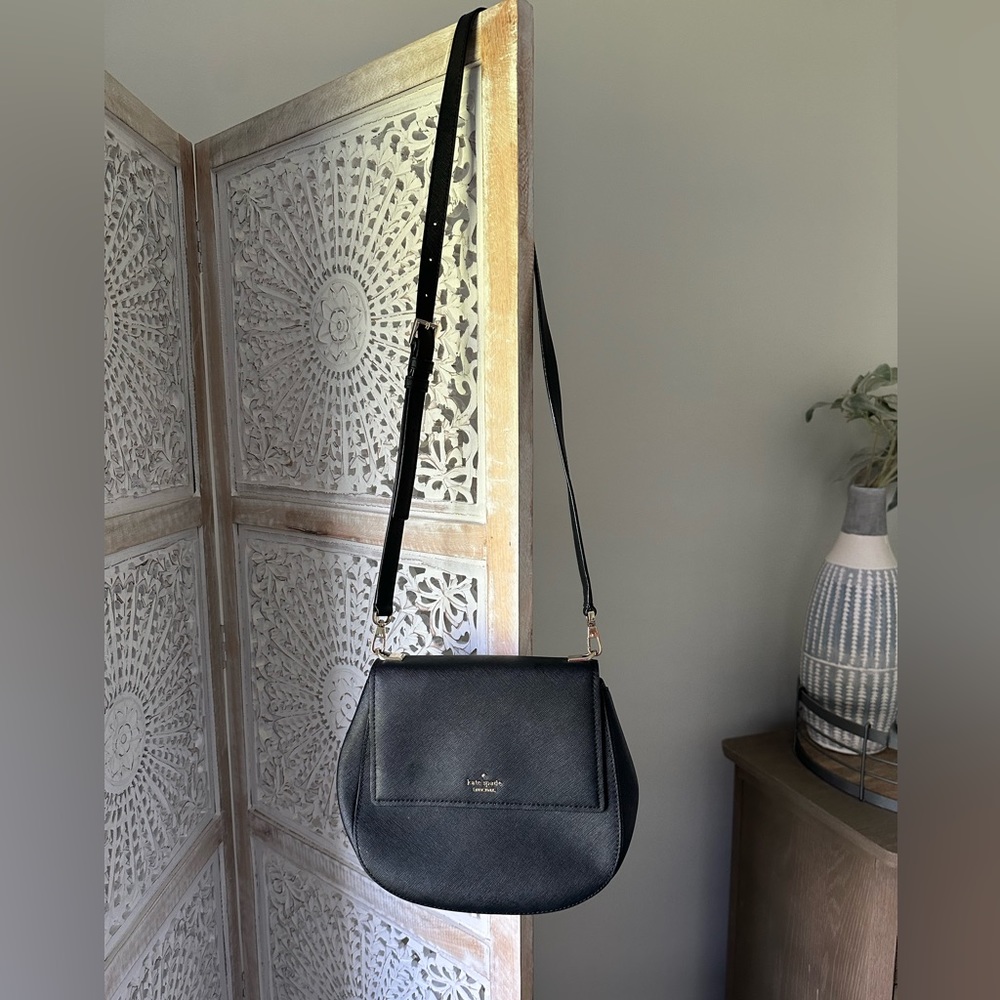 Kate Spade Small Byrdie in Black